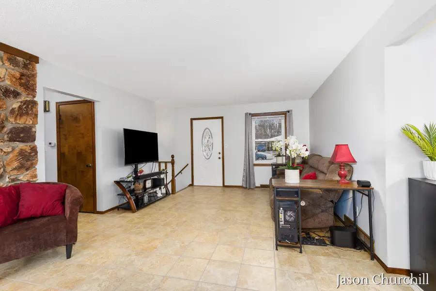 2781 Bluewater Lane Sw, Grandville, MI 49418 - Image #3