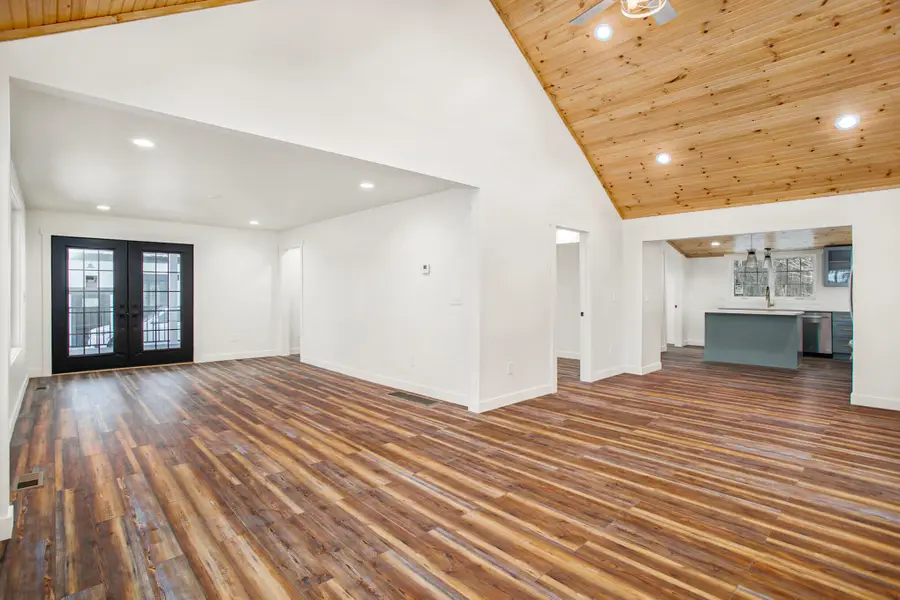 786 W Colon Road, Bronson, MI 49028 - #3