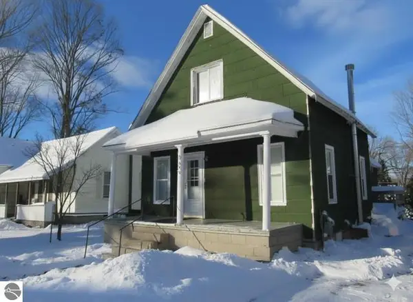 605 E Garfield Street, Cadillac, MI 49601