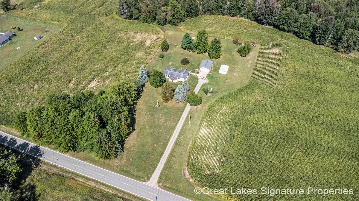 16856 W Stanton Road, Pierson, MI 49339 - Image #1