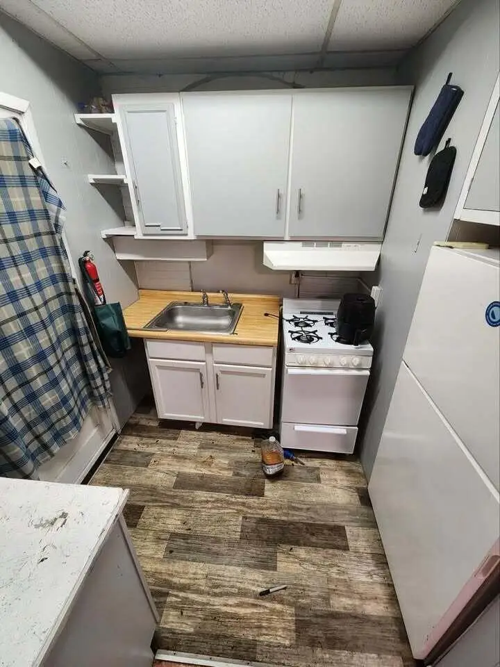 227 Douglas Avenue, Kalamazoo, MI 49007 - Image #2