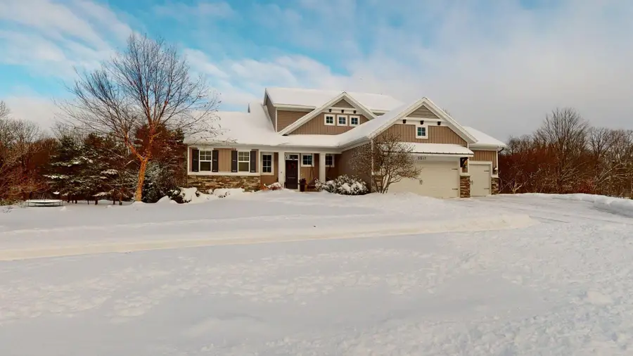 5517 Stanton Woods Drive, Hudsonville, MI 49426 - Image #2