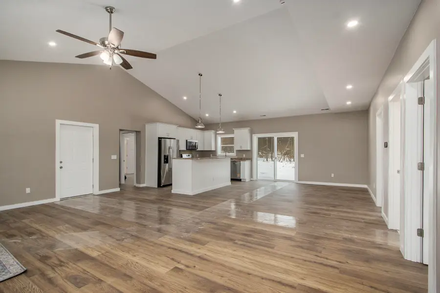 2824 E B Avenue, Plainwell, MI 49080 - Image #3