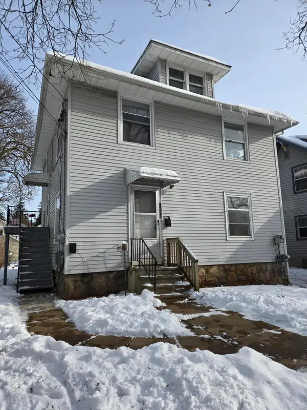 1033 1st Street, Jackson, MI 49203