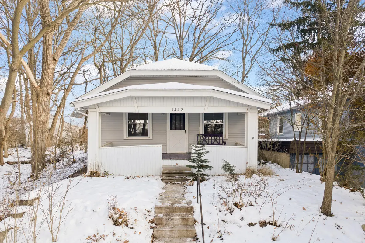 1215 Loeser Avenue, Jackson, MI 49203 - Image #1