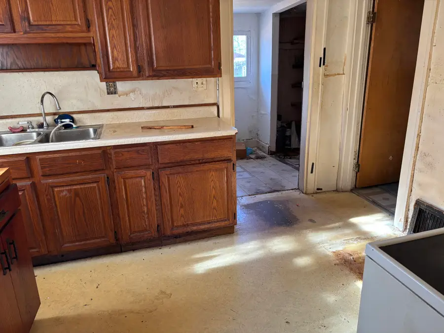 614 N Fourth Street, Sturgis, MI 49091 - Image #3