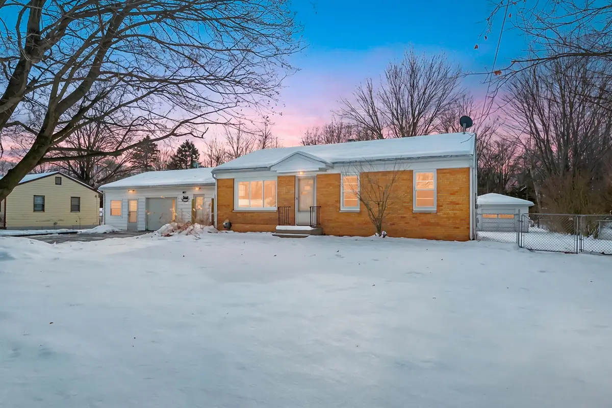 2229 W Osterhout Avenue, Portage, MI 49024 - Image #1