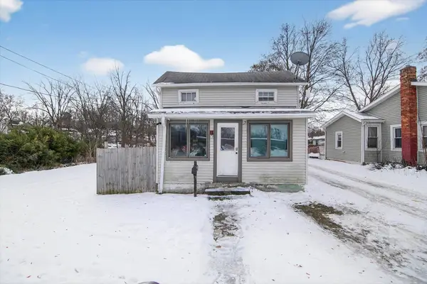 64 Spring Street, Hillsdale, MI 49242