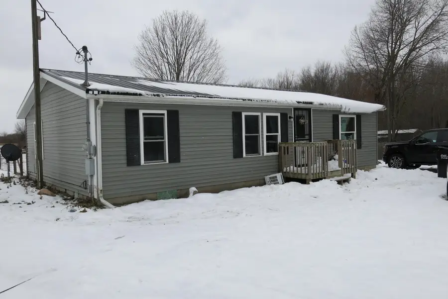 1137 Jonesville Road, Quincy, MI 49082 - Image #2