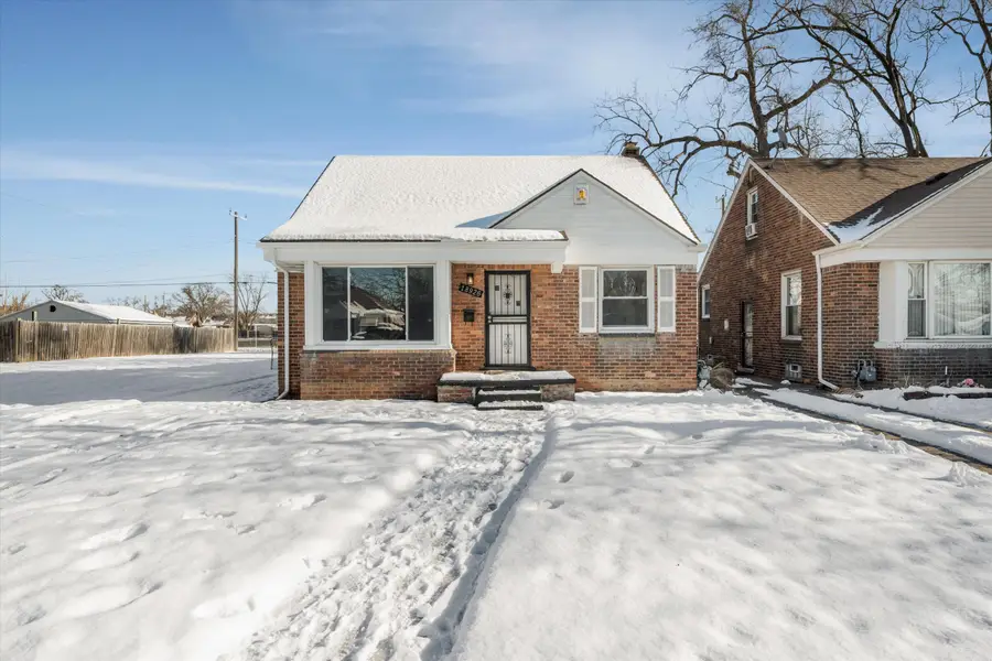 18926 Ashton Avenue, Detroit, MI 48219 - Image #2