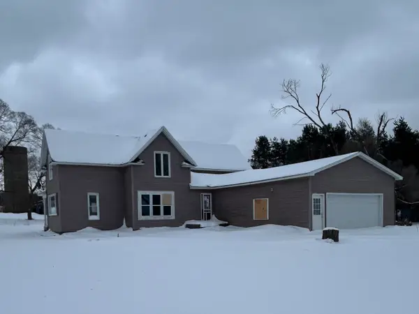 6948 E 48 Road, Cadillac, MI 49601