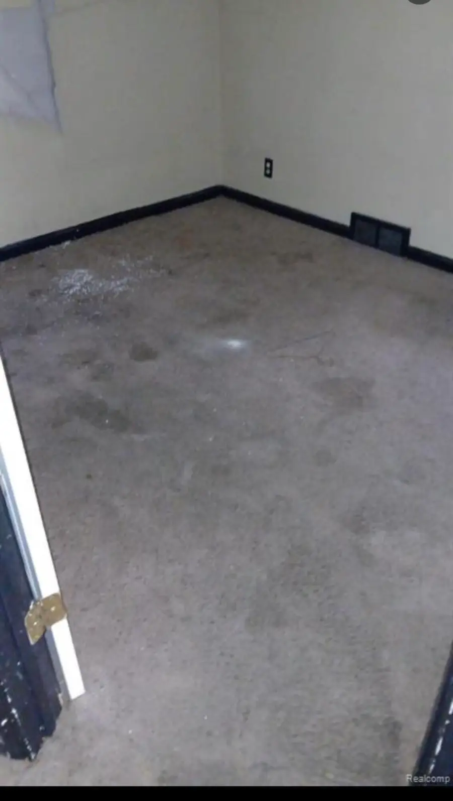 9437 Beaconsfield Street, Detroit, MI 48224 - Image #3