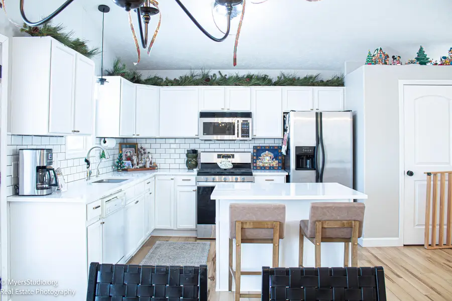 14745 Field Court Ne, Cedar Springs, MI 49319 - Image #2