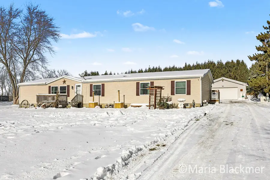 1451 W Charles Road, Ionia, MI 48846 - Image #3