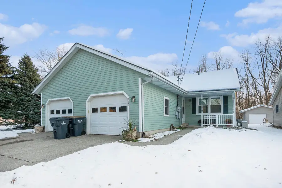 231 & 233 Lovell Street, Schoolcraft, MI 49087 - Image #2