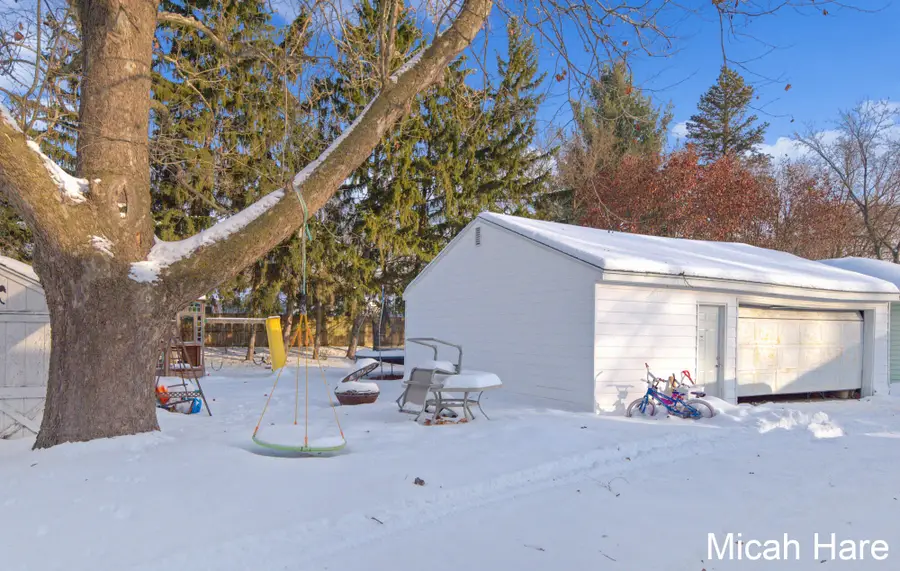 1393 Katrina Drive Se, Grand Rapids, MI 49508 - Image #2