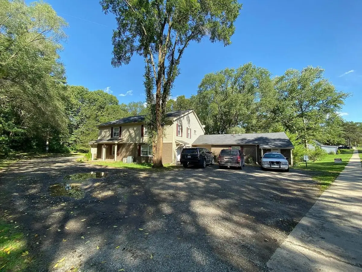 260 W Unadilla Street, Pinckney, MI 48169 - Image #1