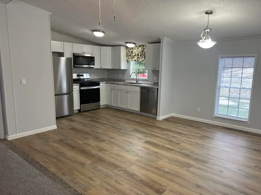 201 W Hatmaker Road, Coldwater, MI 49036 - Image #2