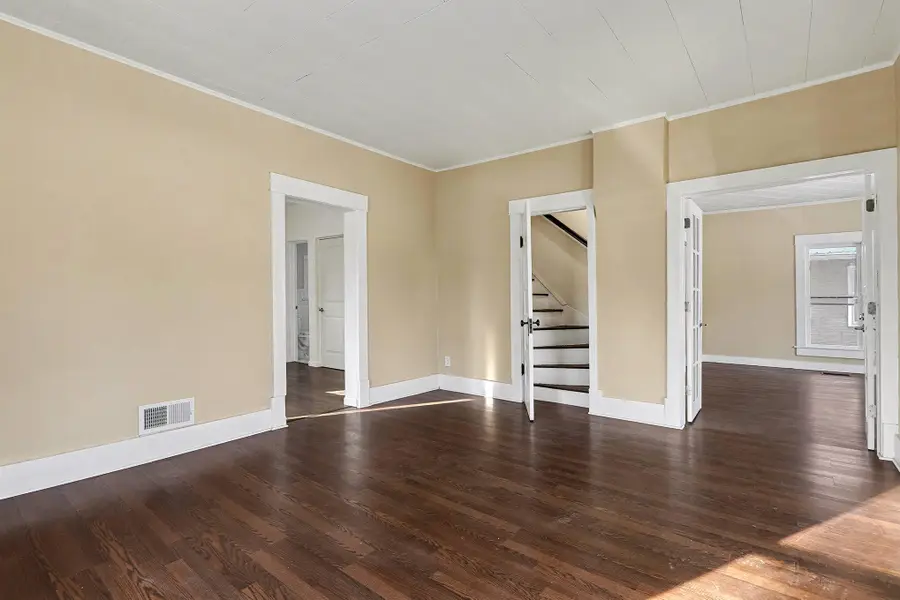 127 N Pleasant Street, Watervliet, MI 49098 - Image #2