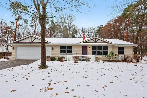 653 W Lakewood Boulevard, Holland, MI 49424