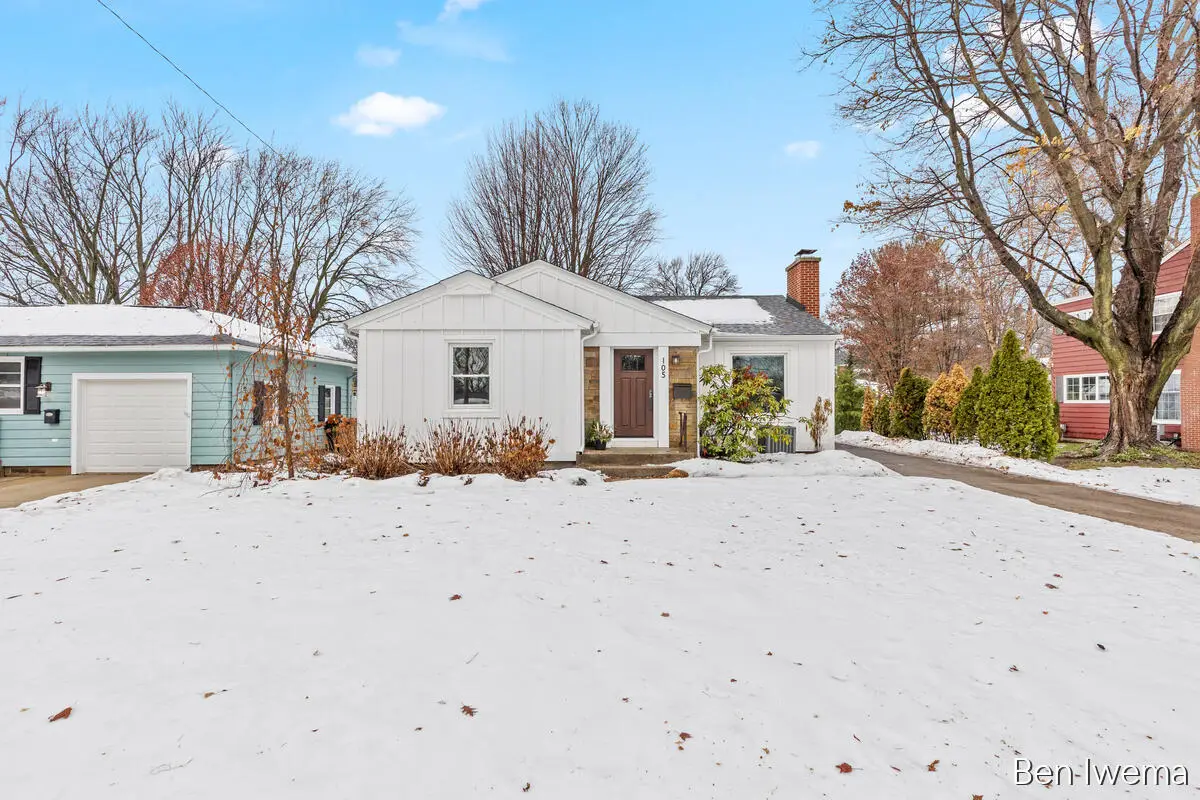 105 E 31st Street, Holland, MI 49423 - Image #1