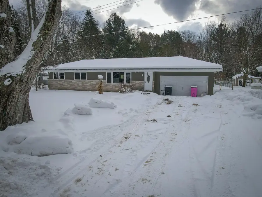 5279 W Lakewood Road, Whitehall, MI 49461 - Image #3