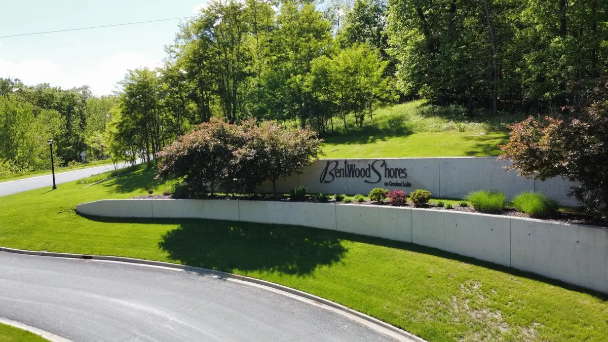 7076 Bentwood Trail, Kalamazoo, MI 49009 - Image #1