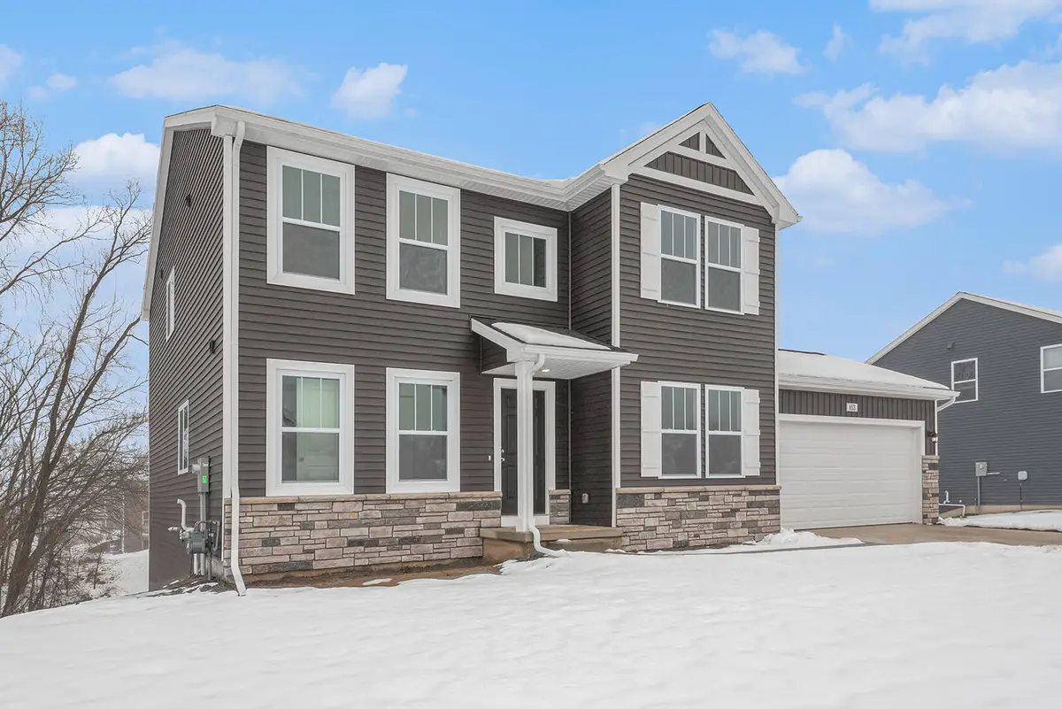 9406 Snow Valley Drive Se, Alto, MI 49302 - Image #1