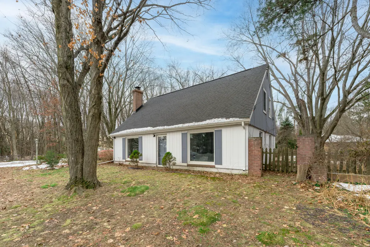 4240 Oakland Drive, Kalamazoo, MI 49008 - Image #1