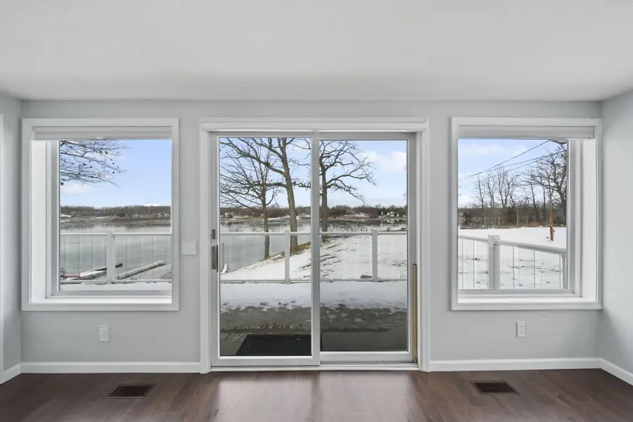 2050 Lakeview Drive, Brooklyn, MI 49230 - Image #2