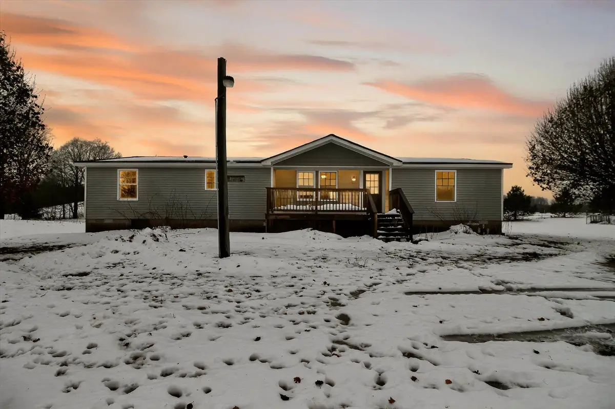 23767 230th Avenue, Paris, MI 49338 - Image #1