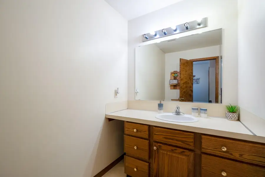 2223 Mapleton Street Ne, Grand Rapids, MI 49505 - Image #3