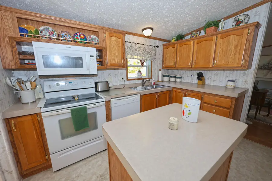 91177 Pitcher Drive, Benton Harbor, MI 49022 - Image #2