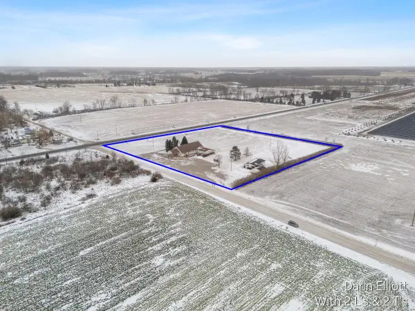 8055 S Castle Road, Sheridan, MI 48884