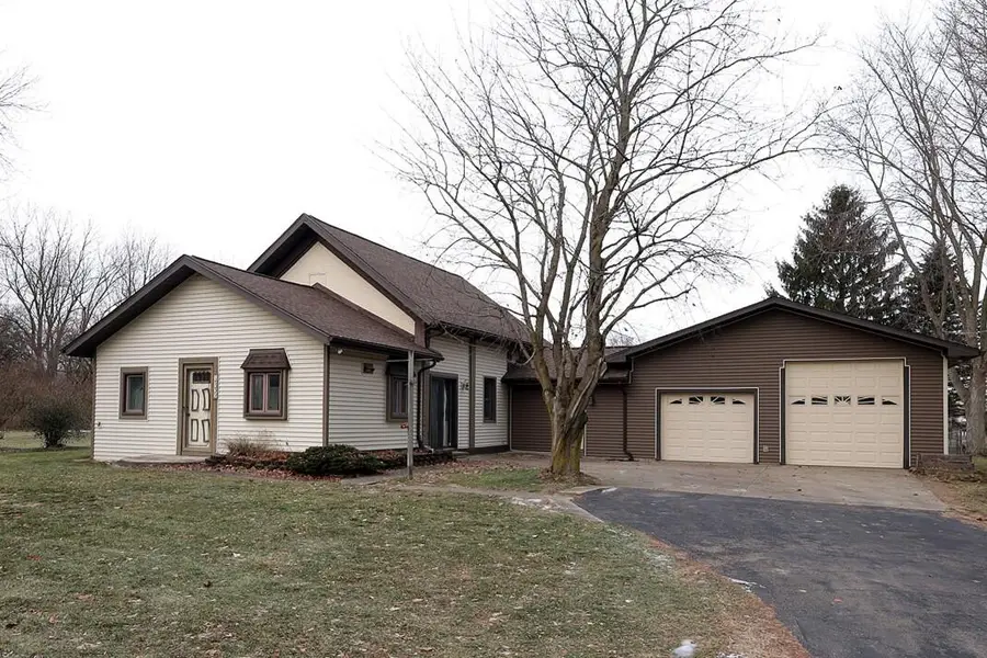 14339 Tuttlehill Road, Milan, MI 48160 - Image #3