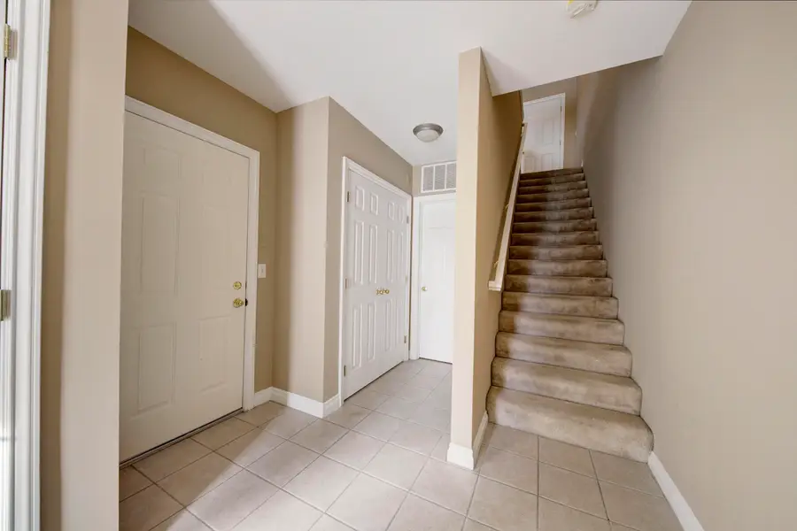 5788 Hampshire Lane, Ypsilanti, MI 48197 - Image #2