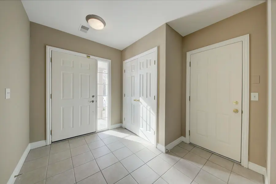 5788 Hampshire Lane, Ypsilanti, MI 48197 - Image #3