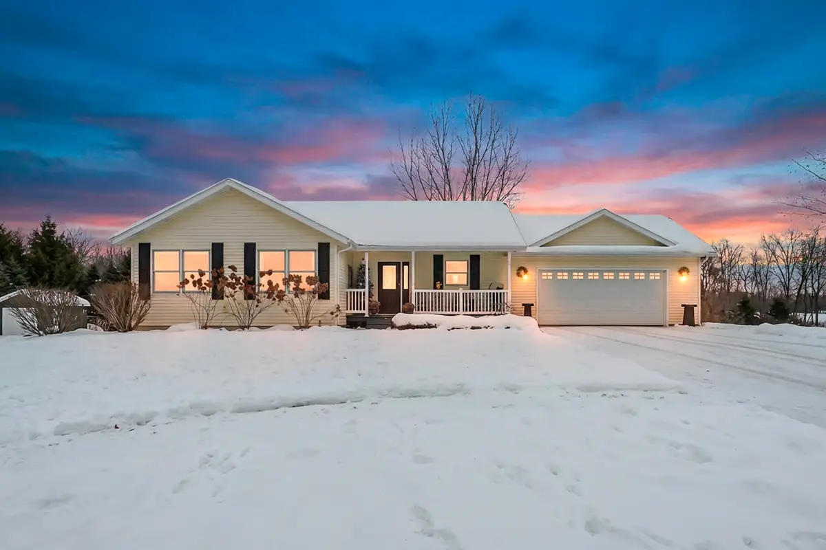 9299 26th Street, Gobles, MI 49055 - Image #1