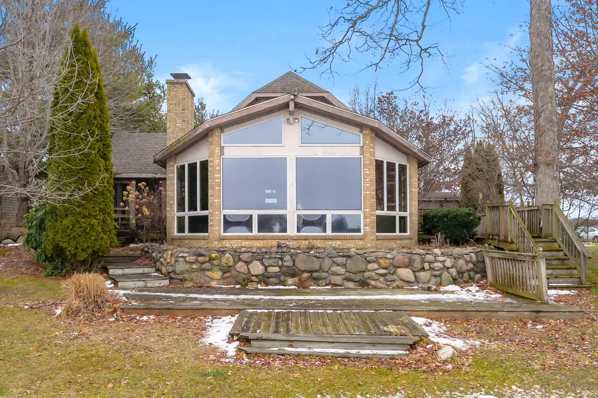 41772 N Park Street, Paw Paw, MI 49079 - Image #1