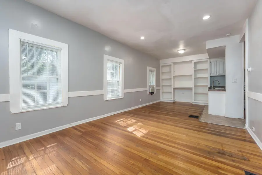 617 Wheaton Avenue, Kalamazoo, MI 49008 - Image #2