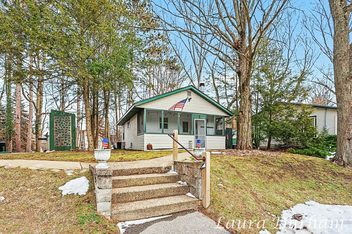 3581 65th Street #5, Saugatuck, MI 49453 - Image #1