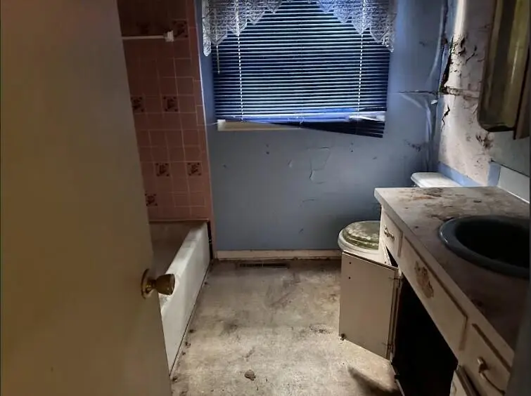 3365 Ridgecliffe Drive, Flint, MI 48532 - Image #3