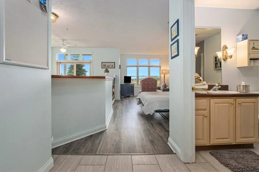 26 Brookharbor N, Manistee, MI 49660 - Image #3