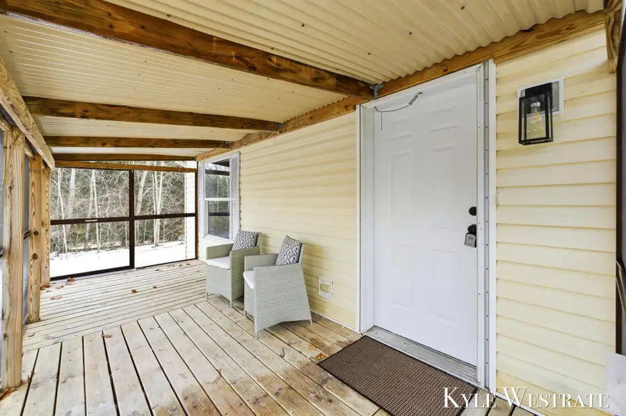 7976 10 Mile Road Ne, Rockford, MI 49341 - Image #3