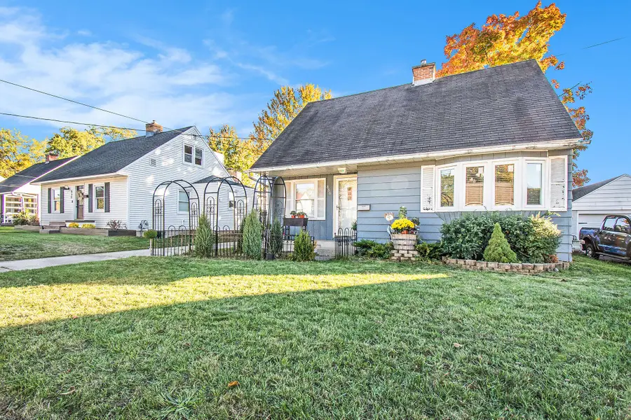 856 Colrain Street Sw, Wyoming, MI 49509 - Image #2