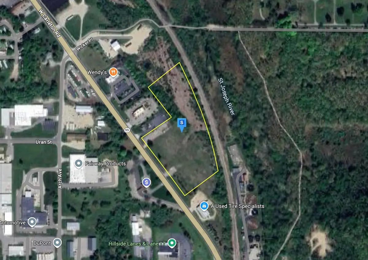 409 W Carleton Road, Hillsdale, MI 49242 - Image #1