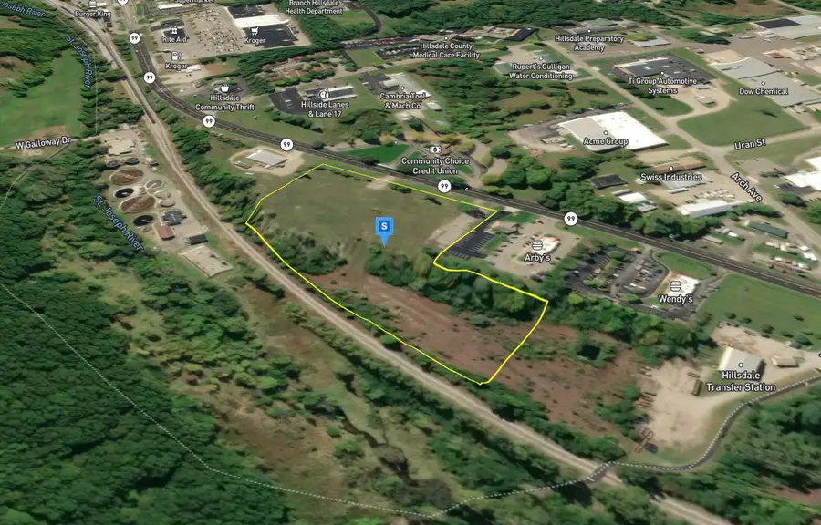 409 W Carleton Road, Hillsdale, MI 49242 - Image #3