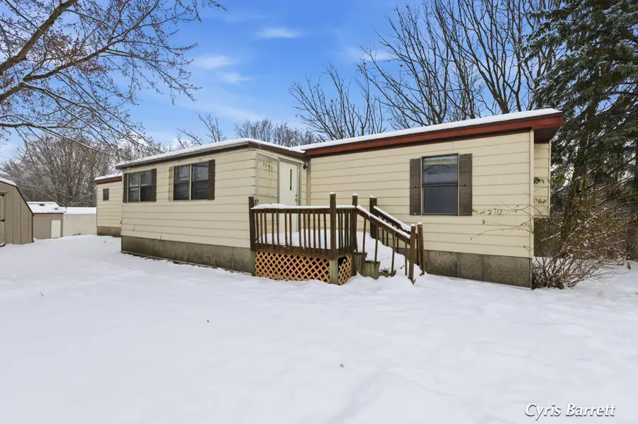 3593 Millrace Court Se, Caledonia, MI 49316 - Image #2