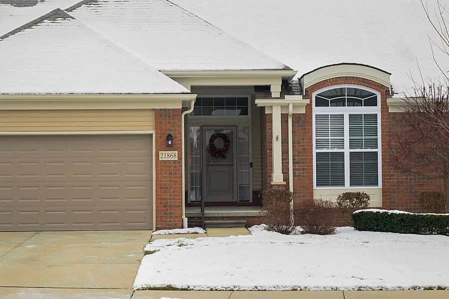 21868 Kensett Drive, Macomb, MI 48042 - Image #2