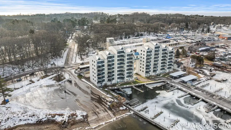 2964 Lakeshore Drive #E701, Muskegon, MI 49441 - Image #3